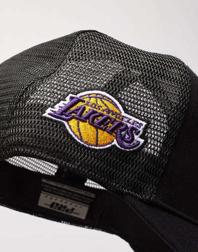 PRO STANDARD LOS ANGELES LAKERS TRUCKER HAT