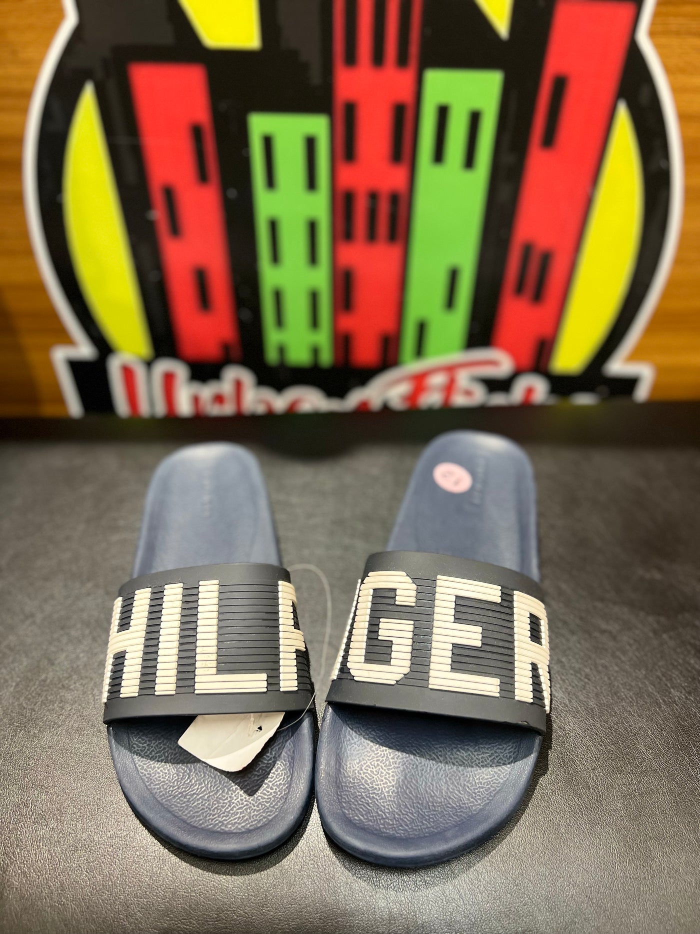 Tommy hilfiger slide