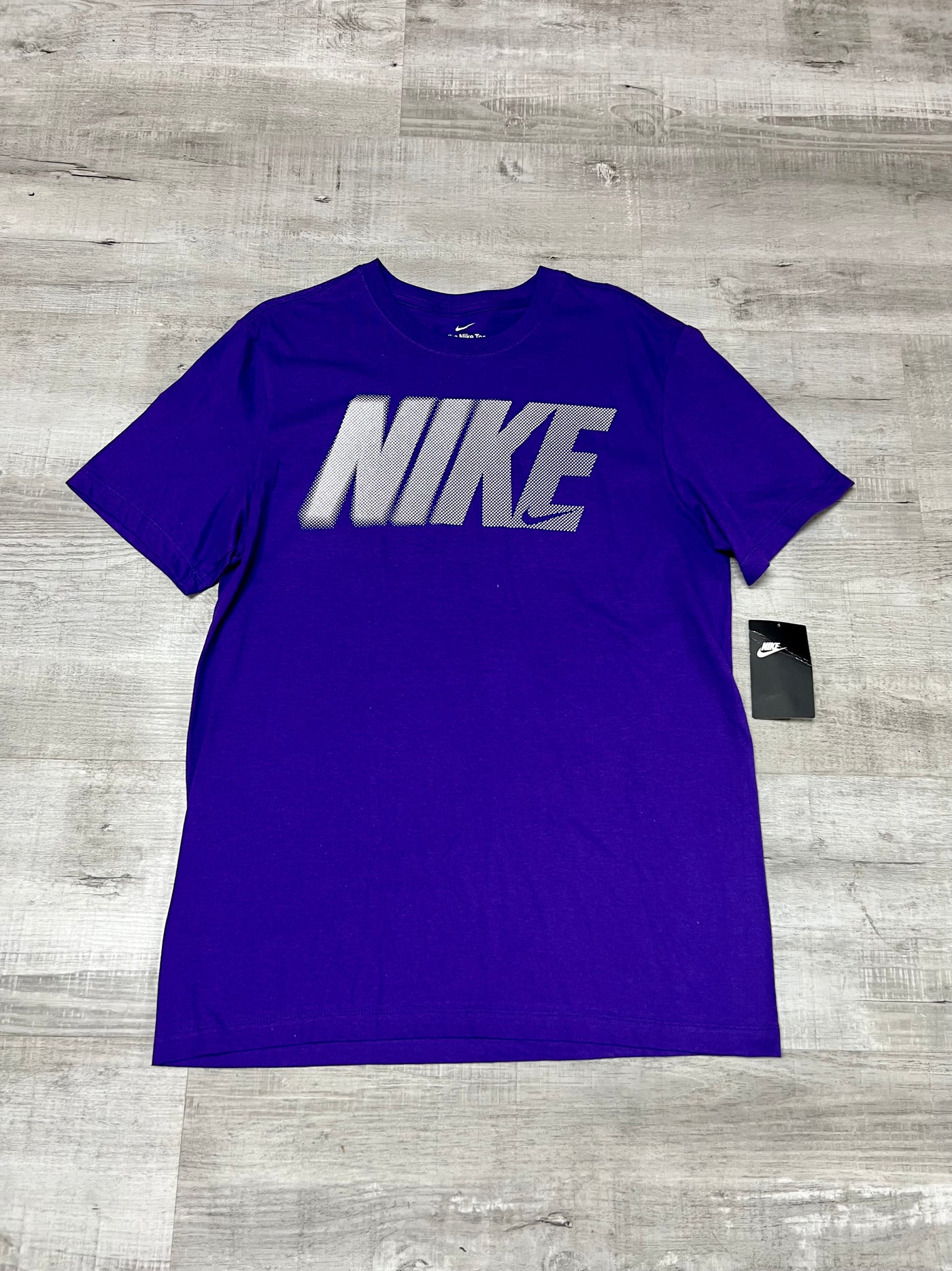 Nike tee