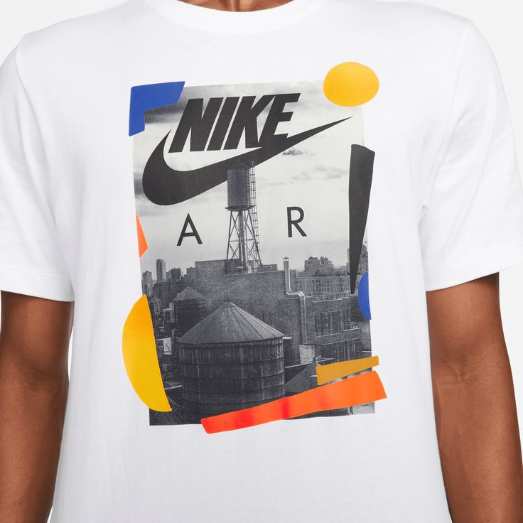 Nike Sportswear Skyline Graphic Tee