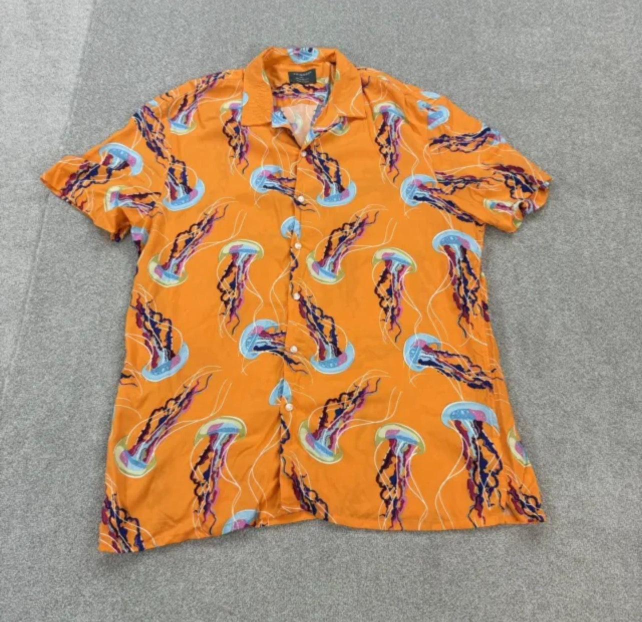 Jellyfish short sleeve shirt