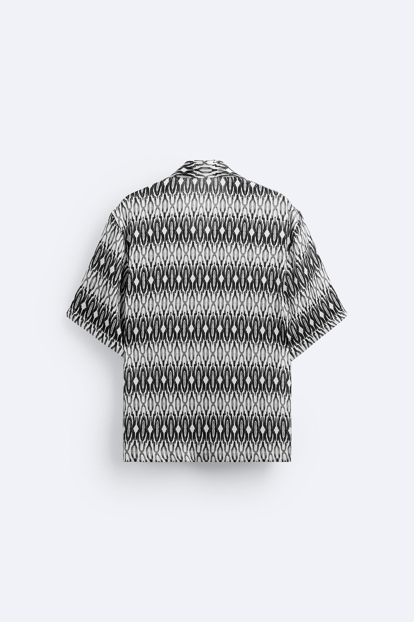 Geometric print ZARA shirt