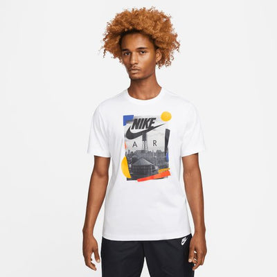 Nike Sportswear Skyline Graphic Tee